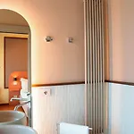 Susa 3* ميلان