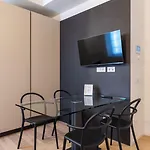 Easyhomes - Bandello Διαμέρισμα Μιλάνο