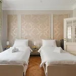 Brera Trilocale Di Lusso アパート ミラノ