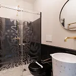 Brera Trilocale Di Lusso アパート ミラノ