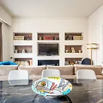 Luxury 3 Bedrooms In Brera Milan
