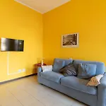 דירה Guesthost - Piccola Bicocca Comfy Flat מילאנו