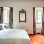 Luxury 3 Bedrooms In Brera Apartment *