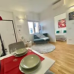 Апартаменты Albani Life, Stile & Comfort In Soluzione Silenziosa E Indipendente, Comoda Per Stadio San Siro, Rho Fiera E Life Милан