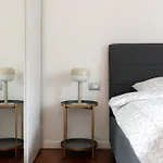 Vollihome Moscova * Milano