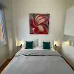 Апартаменты Albani Life, Stile & Comfort In Soluzione Silenziosa E Indipendente, Comoda Per Stadio San Siro, Rho Fiera E Life *