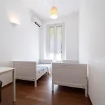 Apartament Luxury - Pergolesi 24 *