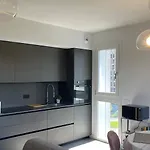 Davide Host | Da Giulietta, 20 Min To Duomo Apartament Mediolan