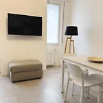 Intero Zona Prada, Metropolitana M3 Brenta アパート