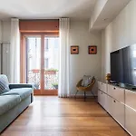 Fusetti Elegante Con Balcone In Zona Navigli