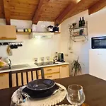 Apartamento Acasadifranci Attico Con Dehor Privato, Wifi E Metro A 4 Min Da Piedi Milão