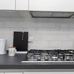 Gambara M1 - 15 Min To Duomo, Balcony, Ac&wifi Apartment