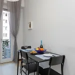 Apartment Gambara M1 - 15 Min To Duomo, Balcony, Ac&wifi