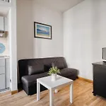 Hostmate - - Lunigiana - Stazione Apartment Milan