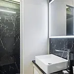 Giusti Two-bedroom Duplex - Arco Della Pace & Sempione Park - Sleeps 5 *