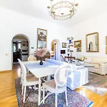 Duomo 10 Min - Elegant Flat In The Centre Milan