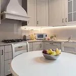 Italianway Easy - Rosales 3 C * ميلان
