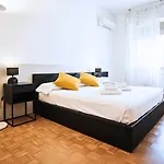 Spacious And Modern - Solari Διαμέρισμα Μιλάνο