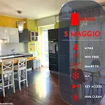 Apartamento Rho Fair Certosa - 5maggio - Wififree & Balcony - Milanoflats *