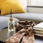 Spacious And Modern - Solari *