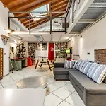 A Loft - Metro Centro- 5 Posti Apartment Milan