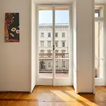 Artstay - Exclusive In Porta Romana, Free Parking Apartment