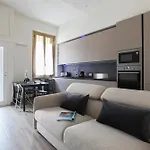 Hacca Collection - Isola-garibaldi District 1br Apartment Milan
