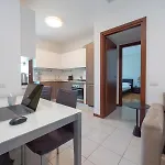 Bicocca, Free Parking, Private Garage, Metro M5 200m, Garden, Kids & Pet Friendly Milan