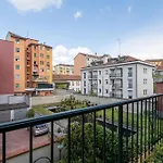 Exclusive With Terrace At 15 Min To Duomo Apartamento Milão