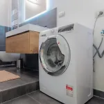 Apartment Moda Porta Romana M3 Lodi Tibb Self-check-in