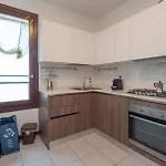 Apartment Bicocca, Free Parking, Private Garage, Metro M5 200m, Garden, Kids & Pet Friendly *