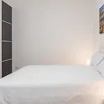 Apartment Chiara's Urban Oasis - - Duomo 8 Min Mailand
