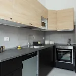 Joivy Solari Tolstoj Milano