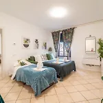 아파트 Ourjoy & Skyjoy Units - Via M Gioia, 47 - Wifi, 1 Private Parking, Station,