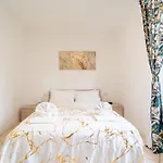 아파트 Ourjoy & Skyjoy Units - Via M Gioia, 47 - Wifi, 1 Private Parking, Station, *