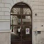 アパート Duomo-centrale Elegant Two-room Nolo Next To M1