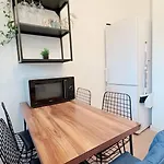 Exclusive & Cosy 3-bedroom By San Siro Stadium & Metro Vendégház