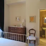Fastinn Bocconi Navigli Bed and Breakfast 3*