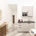 Acero & Ibisco - Repubblica By Innstay 3* Milánó