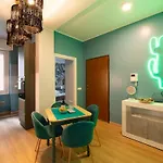 Apartment Stylish With Private Terrace & 2 Baths Milan