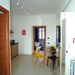 Eclecticjungle - Martini's Home, Apartamento