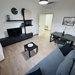 Apartament Corner House