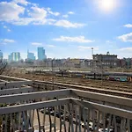 The Luxe Station - 5 Min From Apartman *
