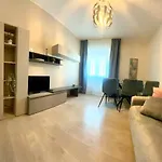 Guesthost - Balcony Flat X3 Linate Airport Mm4 Mailand