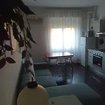 公寓 15 Min From The Cathedral, Spacious, Bright, Elevator, Wi-fi