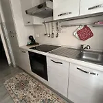 Apartment Guesthost - Balcony Flat X3 Linate Airport Mm4 Mailand