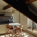 Lodovica Milano-metro M4-navigli-bocconi Апартаменты Милан