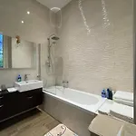 New One-bedroom With Terrace In The Nolo Area, Metro 1 Rovereto Stop Apartamento *