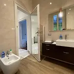 New One-bedroom With Terrace In The Nolo Area, Metro 1 Rovereto Stop Apartmán Milán