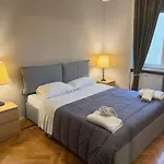 Apartment Easy Italy Duomo *